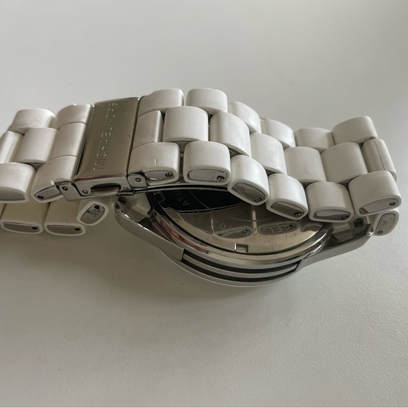 Men’s Michael Kors Watch - Picture 4 of 5